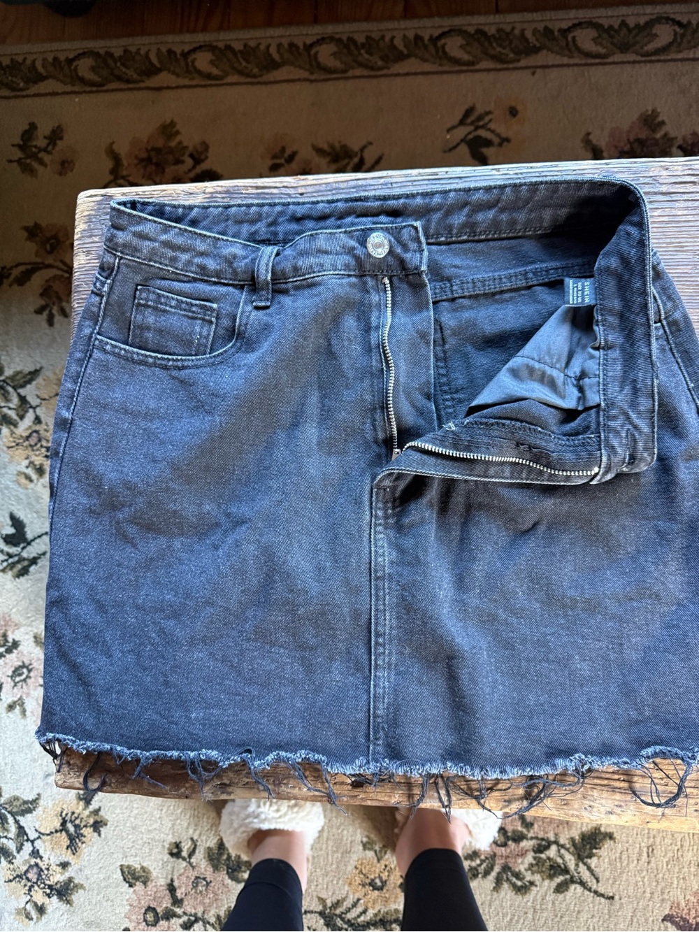 SHEIN Black Frayed Hem Denim Mini Skirt